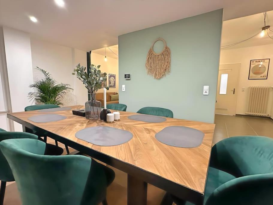 Urban & Chic: 2Bdr, Parkplatz Apartment Witten Exterior foto
