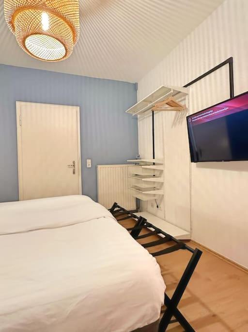 Urban & Chic: 2Bdr, Parkplatz Apartment Witten Exterior foto