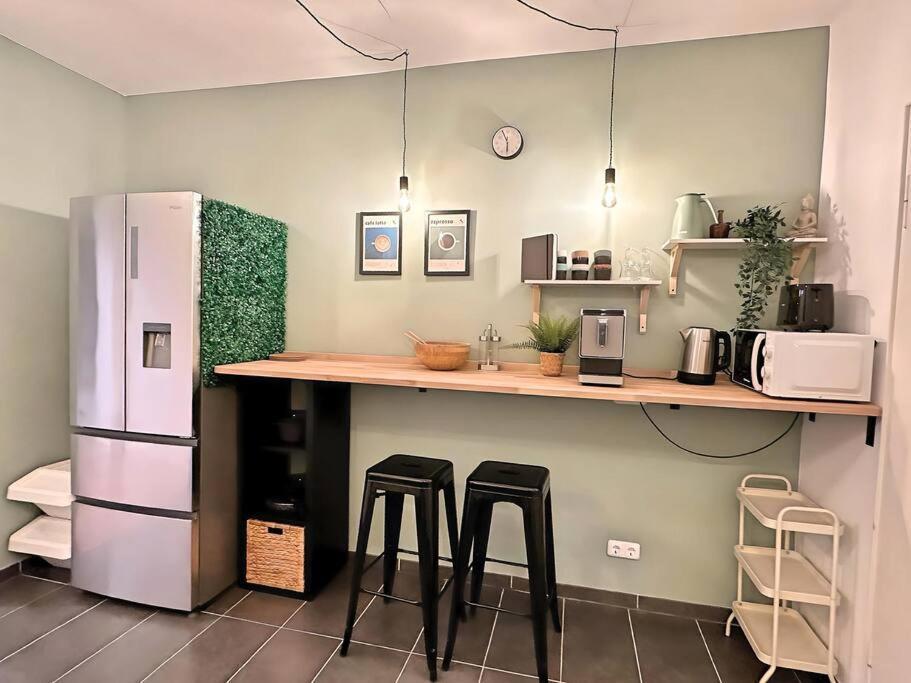 Urban & Chic: 2Bdr, Parkplatz Apartment Witten Exterior foto